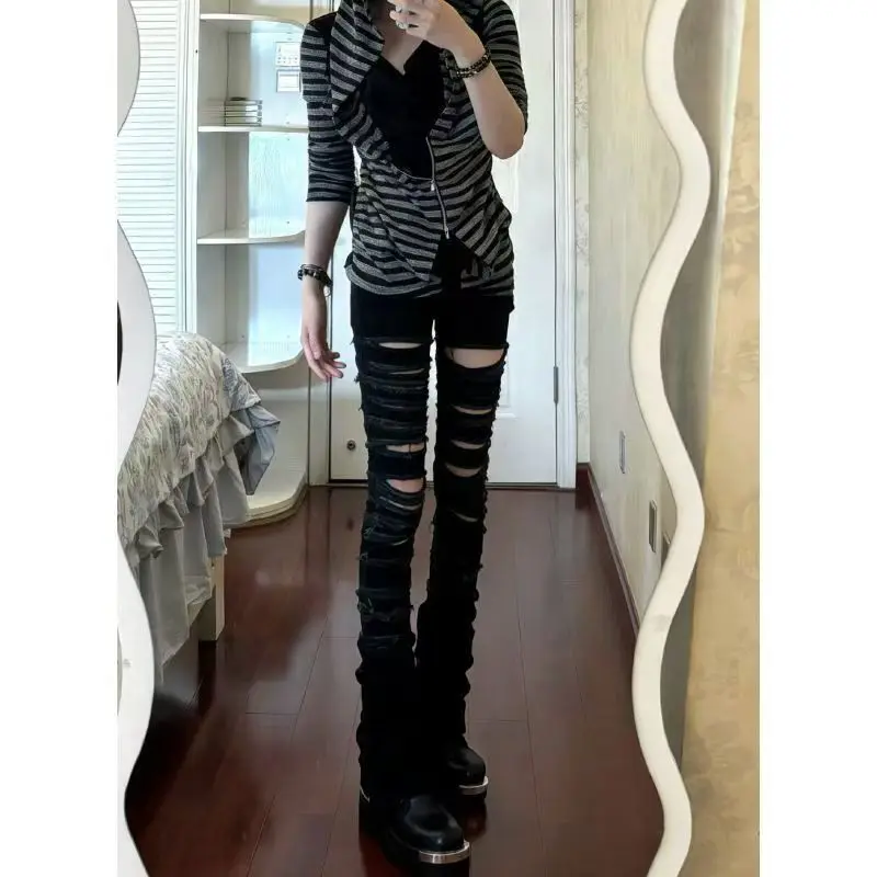 Black Gothic Retro American Heavy Duty Black Straight Leg Women's Jeans Winter New Streetwear Sexy Ripped Low Waist Trousers
Black Gothic Retro American Heavy Duty Black Straight Leg Women's Jeans Winter New Streetwear Sexy Ripped Low Waist Trousers