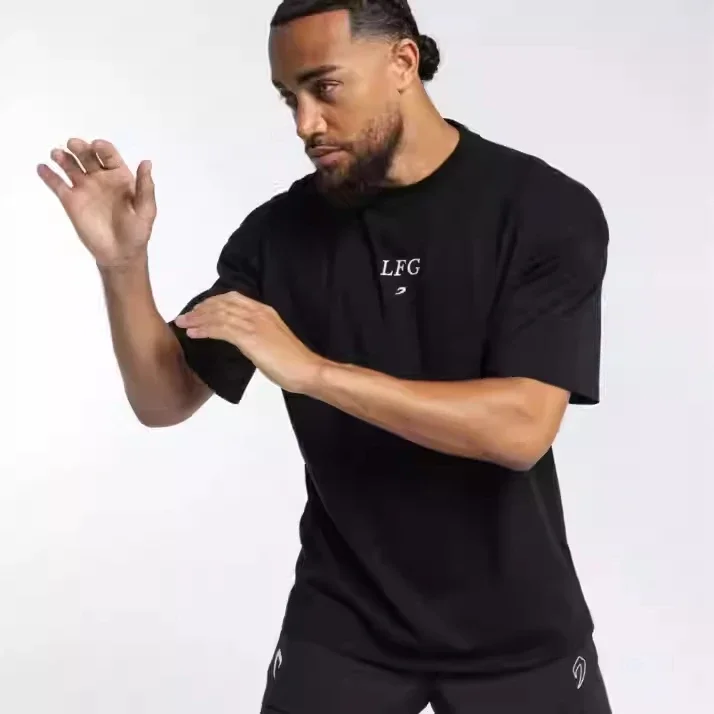 Новинка 2025, жаркая летняя модная брендовая боксерская футболка с классическим логотипом, унисекс, из чистого хлопка, дышащее предложение, чтобы купить один размер больше
Новинка 2025, жаркая летняя модная брендовая боксерская футболка с классическим логотипом, унисекс, из чистого хлопка, дышащее предложение, чтобы купить один размер больше