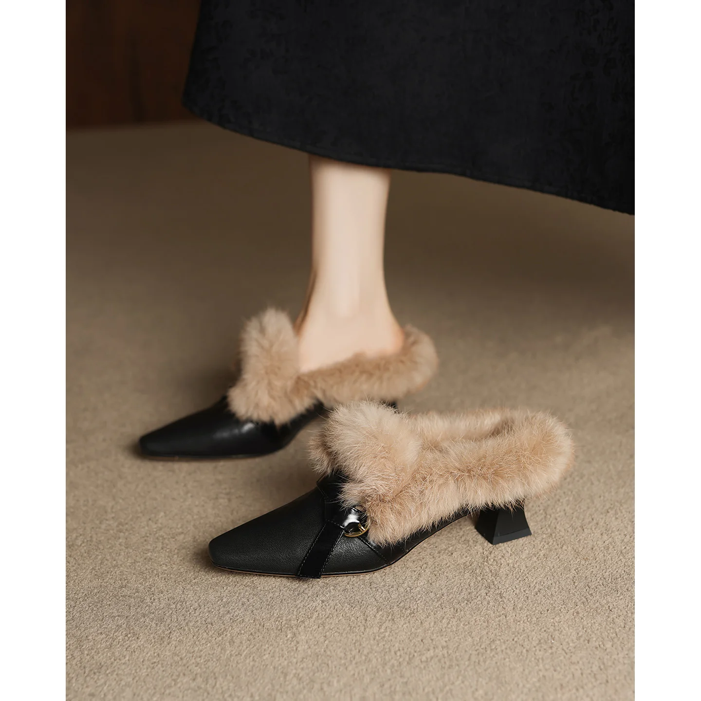 JOWINCE Women's Leather Mules Slip-On Thi Heel Fur Lined f Slippers Korean Sle Casual oes Comfortable Rabbit Fur Insole
JOWINCE Women's Leather Mules Slip-On Thi Heel Fur Lined f Slippers Korean Sle Casual oes Comfortable Rabbit Fur Insole
