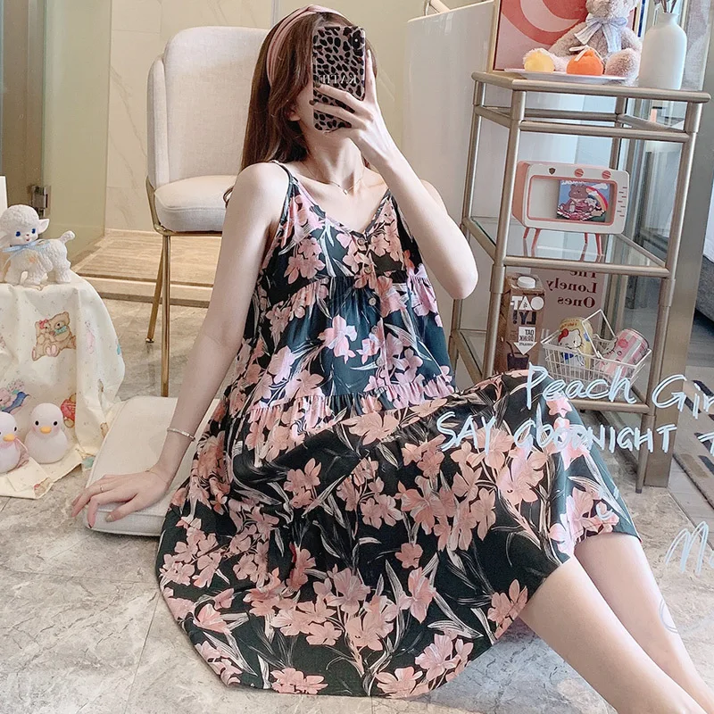 Summer Thin Cotton Silk Sleep Dress Women's Beautiful Back Strap Sleepwear Sweet Floral Print Home Clothes plus Size
Summer Thin Cotton Silk Sleep Dress Women's Beautiful Back Strap Sleepwear Sweet Floral Print Home Clothes plus Size