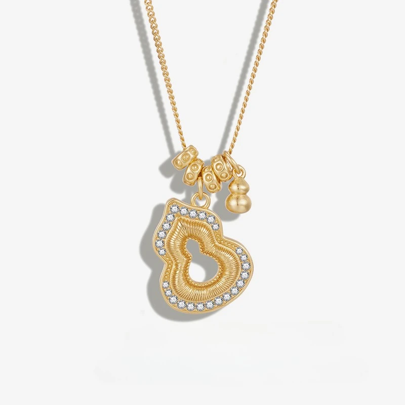 New S925 Silver Ancient Method Gold Hollow Gourd Necklace for Women, Light Luxury, High End, Clavicle Chain, Wedding Jewelry
New S925 Silver Ancient Method Gold Hollow Gourd Necklace for Women, Light Luxury, High End, Clavicle Chain, Wedding Jewelry