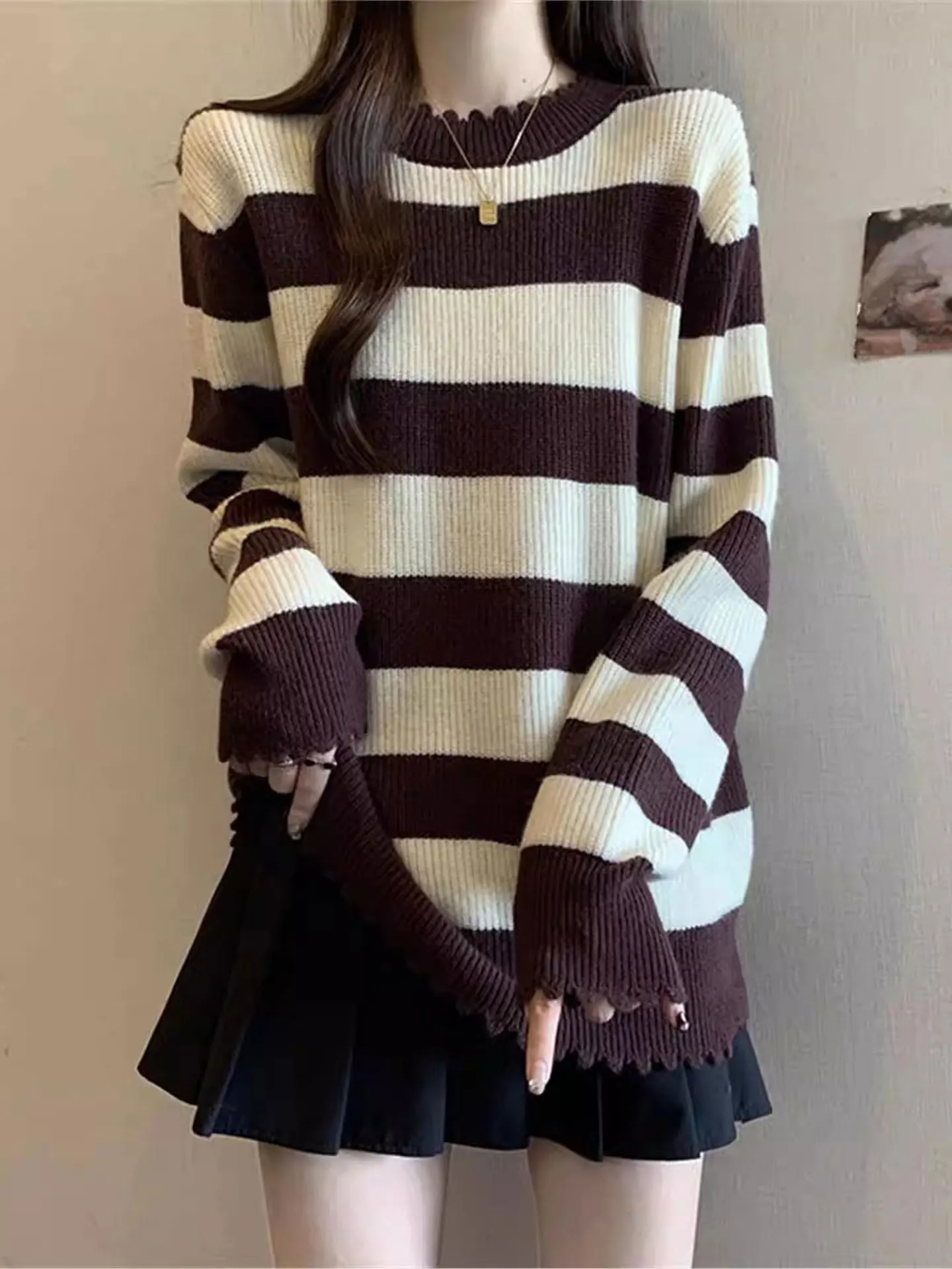 Striped Long Sve Knitted Sweater Top plus Size Women's Casual Sle Soft Fabric V-Ne Loose Fit Spring Faion Trend
Striped Long Sve Knitted Sweater Top plus Size Women's Casual Sle Soft Fabric V-Ne Loose Fit Spring Faion Trend