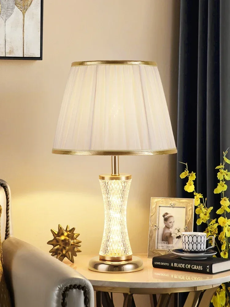Bedroom Bedside Romantic Light Luxury Ins Creative Post-Modern Warm High Sense Study Table Lamp
Bedroom Bedside Romantic Light Luxury Ins Creative Post-Modern Warm High Sense Study Table Lamp