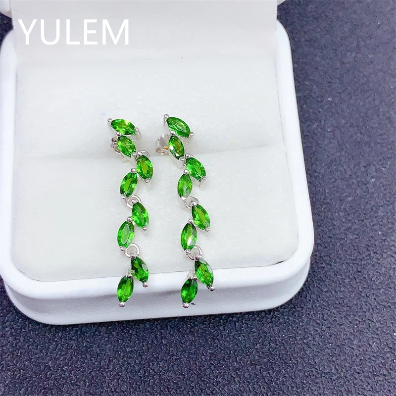 YULEM Luxury Natural Diopside Earrings S925 Sterling Silver Fine Fashion Brand Design Charm Wedding Jewelry for Women
YULEM Luxury Natural Diopside Earrings S925 Sterling Silver Fine Fashion Brand Design Charm Wedding Jewelry for Women