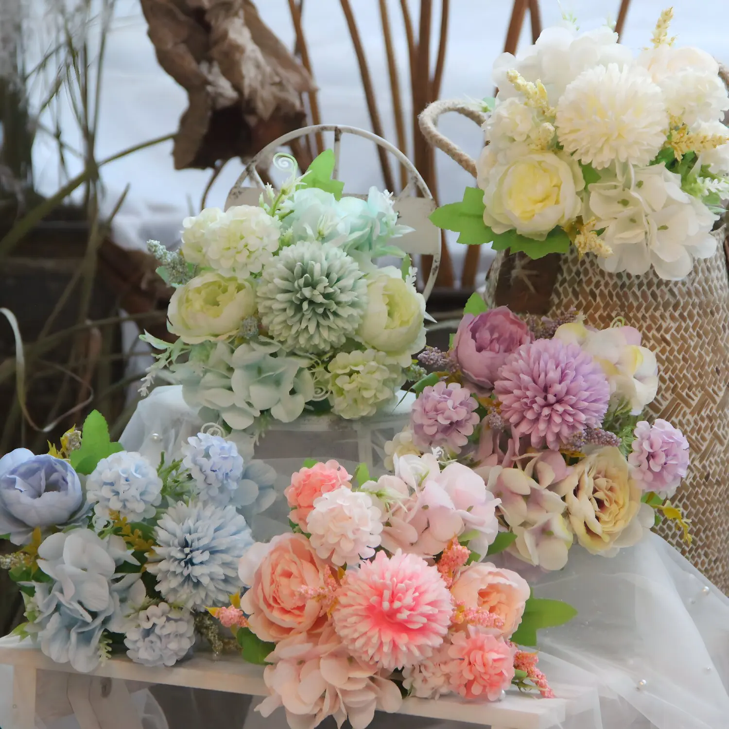 5Pcs Silk Peony Hydrangea Bouquet Artificial Flower Wedding Marriage Home Party Garden Simulation Fake Flower DIY Decoration
5Pcs Silk Peony Hydrangea Bouquet Artificial Flower Wedding Marriage Home Party Garden Simulation Fake Flower DIY Decoration