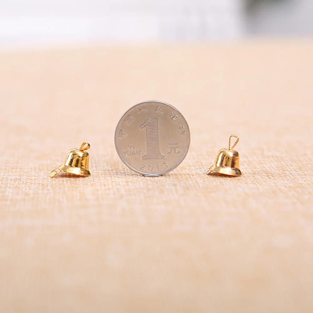 20 Pcs Christmas Jingle Bell Ornament Crafts Bells Little Ornaments Decoration Pendant
20 Pcs Christmas Jingle Bell Ornament Crafts Bells Little Ornaments Decoration Pendant