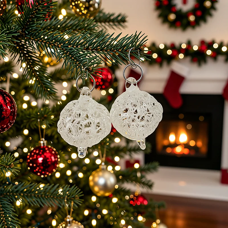 2PCS Clear Hollow Ball Glass Pendant Christmas Tree Ornaments Creative Wire Drawing Small Hanging Decor Perfect Christmas Gifts
2PCS Clear Hollow Ball Glass Pendant Christmas Tree Ornaments Creative Wire Drawing Small Hanging Decor Perfect Christmas Gifts