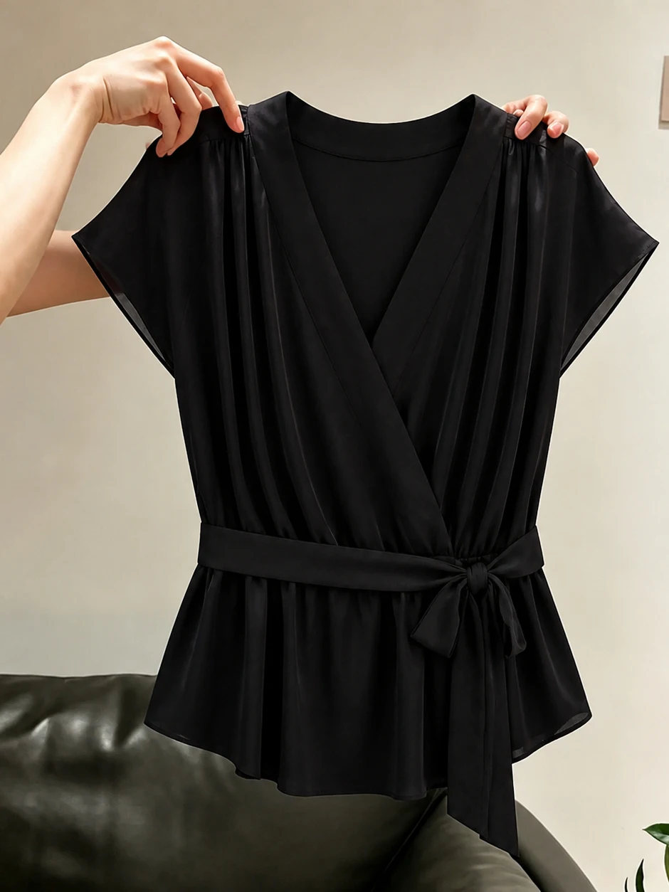 Slim Fit V-Neck Belted Color Commute Style Shirt Women's Korean Versatile Short Sleeve Casual Shirt Summer Fashion
Slim Fit V-Neck Belted Color Commute Style Shirt Women's Korean Versatile Short Sleeve Casual Shirt Summer Fashion