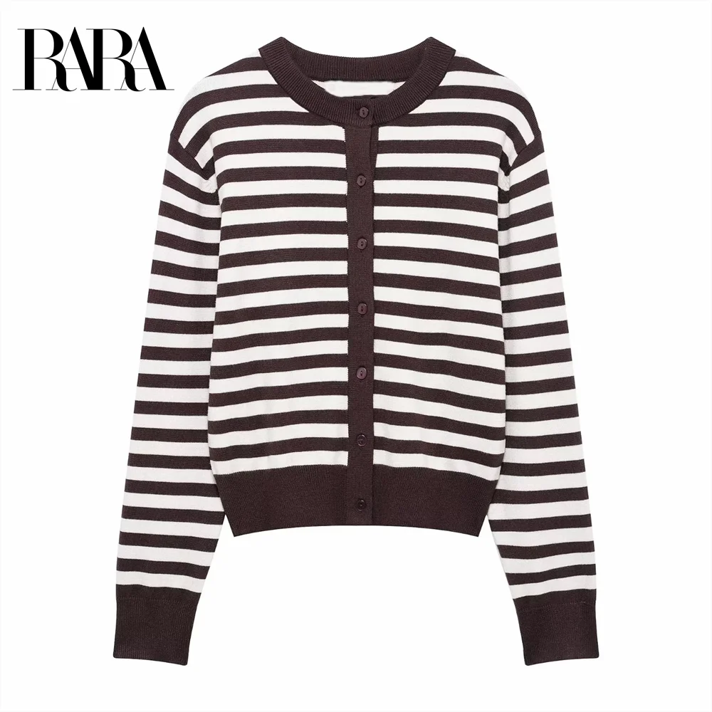 2025 RARA striped knitted round neck long sleeve casual versatile short knitted sweater spring new women's clothing
2025 RARA striped knitted round neck long sleeve casual versatile short knitted sweater spring new women's clothing