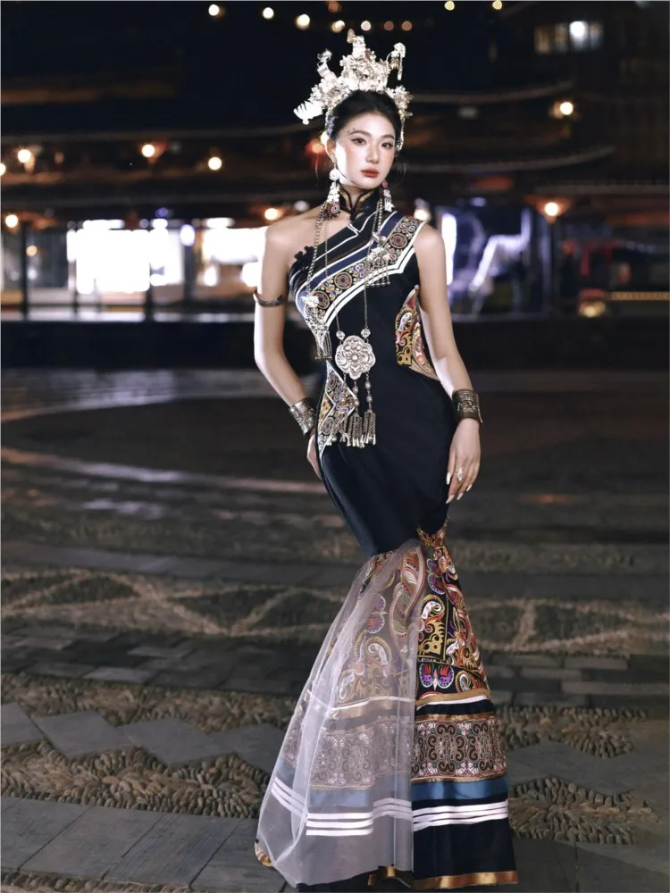 Fishtail skirt design ethnic style catwalk performance travel photography clothing
Fishtail skirt design ethnic style catwalk performance travel photography clothing