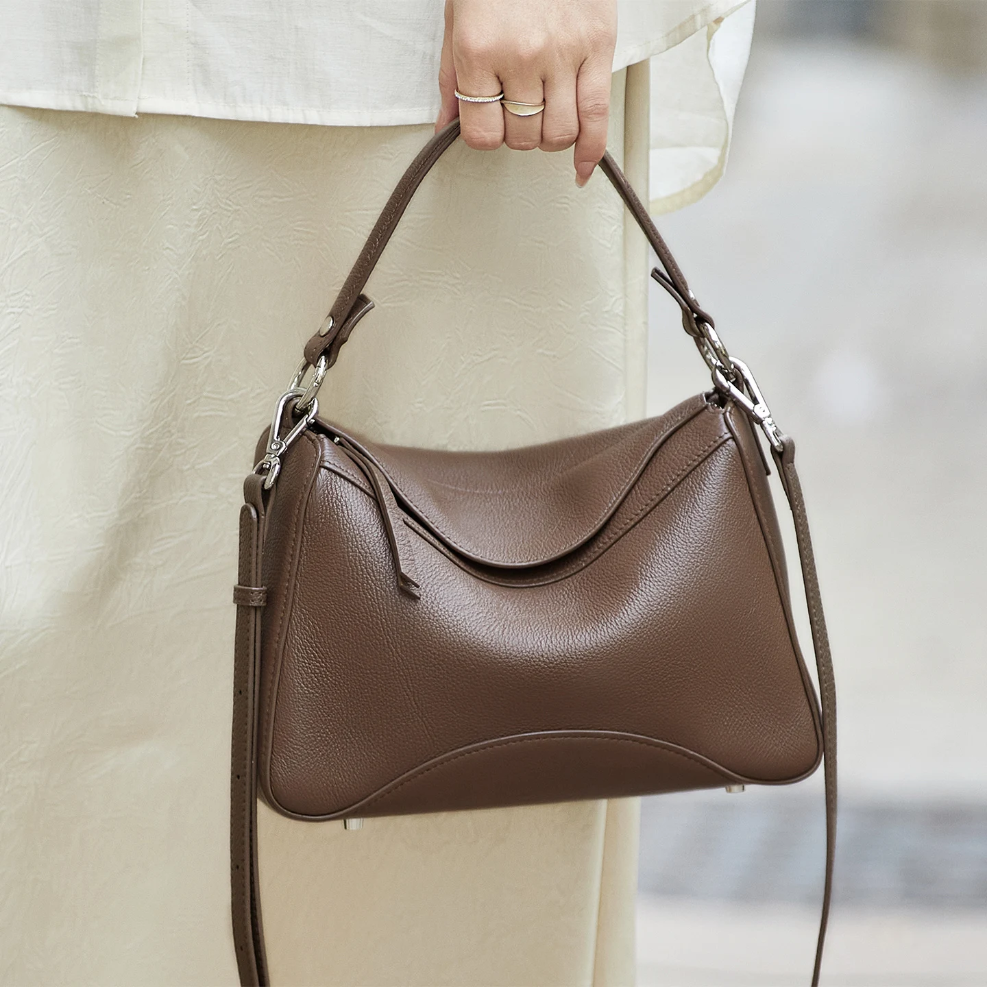 2026 New Luxurious Women Leather Purses ZOOLER First Cow Leather Crossbody Bag Soft Handmade Shoulder Messenger Bag #AL676
2026 New Luxurious Women Leather Purses ZOOLER First Cow Leather Crossbody Bag Soft Handmade Shoulder Messenger Bag #AL676