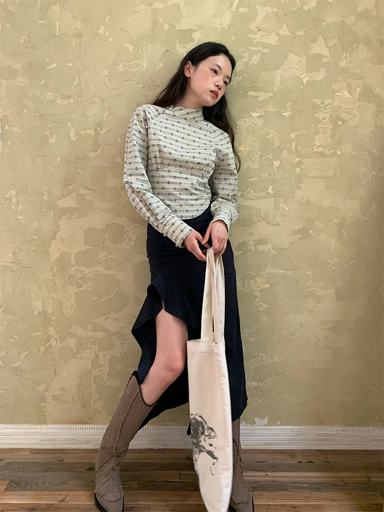 Dorydory Женская хлопковая рубашка с коротким рукавом, в полоску, с воротником-стойкой, приталенная, для ранней осени, новинка
Dorydory Женская хлопковая рубашка с коротким рукавом, в полоску, с воротником-стойкой, приталенная, для ранней осени, новинка