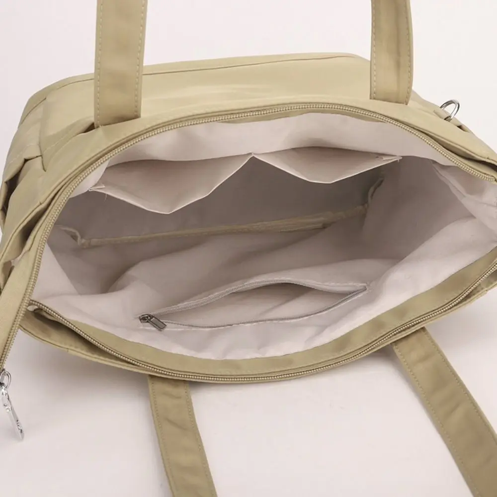 Versatile Nylon Cloth Shoulder Bag Large Capacity Japanese Style Canvas Tote Bag With Coin Purse Simple Commuting Handbag Girls
Versatile Nylon Cloth Shoulder Bag Large Capacity Japanese Style Canvas Tote Bag With Coin Purse Simple Commuting Handbag Girls