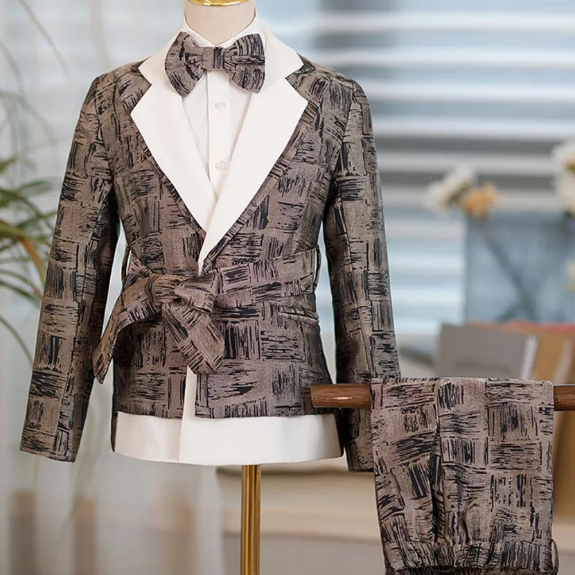Children's model T-show Gown Boys' Fashion Suit Kids photography performance costume Birthday Wedding Party Dress Sets A2609
Children's model T-show Gown Boys' Fashion Suit Kids photography performance costume Birthday Wedding Party Dress Sets A2609