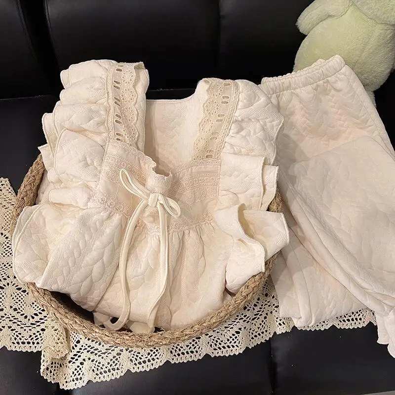 Горячая одежда для отдыха для девочек, осенние и зимние пижамы, милый стиль принцессы, утепленный мезонин, модный комплект домашней одежды, допамин, новинка, хит продаж
Горячая одежда для отдыха для девочек, осенние и зимние пижамы, милый стиль принцессы, утепленный мезонин, модный комплект домашней одежды, допамин, новинка, хит продаж