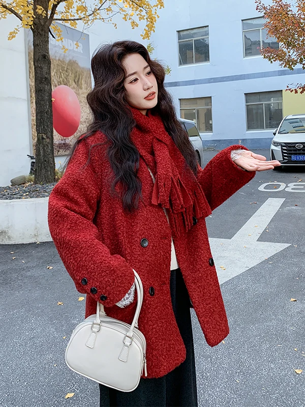 Красное новогоднее пальто-пуховик из шерсти с наполнителем из белого пуха, стеганое, женское, короткое, зимнее, новинка 2025 года, теплое, верхняя одежда
Красное новогоднее пальто-пуховик из шерсти с наполнителем из белого пуха, стеганое, женское, короткое, зимнее, новинка 2025 года, теплое, верхняя одежда