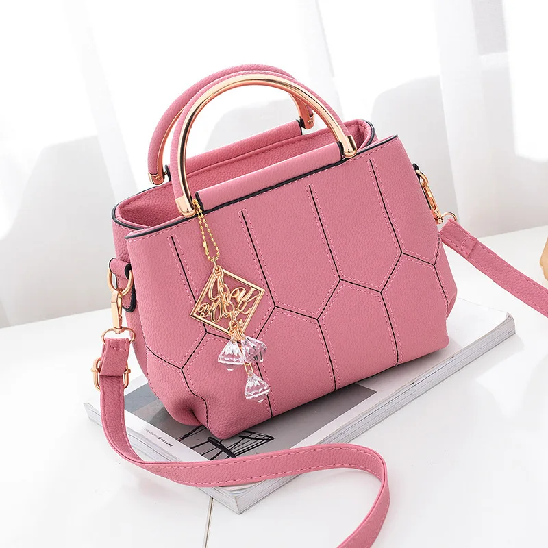 New Retro PU Soft Leather Vertical Women's Crossbody Bag Solid Color Luxury Personalized Designer Shoulder Strap Phone Bag Sac
New Retro PU Soft Leather Vertical Women's Crossbody Bag Solid Color Luxury Personalized Designer Shoulder Strap Phone Bag Sac