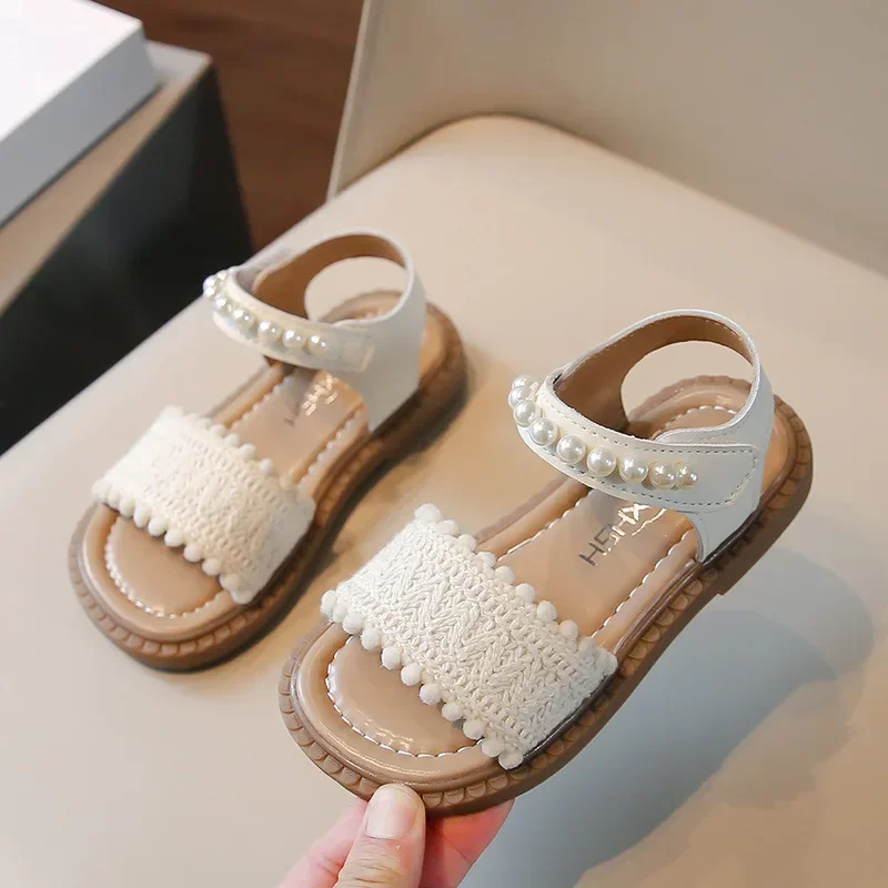 Little Girl Sandal Bohemian Style Children's Summer Sandals Fashion New Kids Causal Princess Pearl Flat Sandals Sweet Versatile
Little Girl Sandal Bohemian Style Children's Summer Sandals Fashion New Kids Causal Princess Pearl Flat Sandals Sweet Versatile
