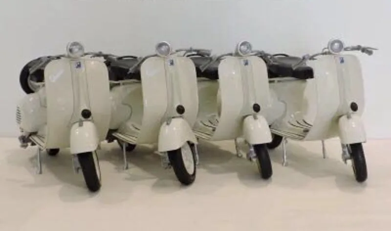 1/6 New Arrival Special Price Casting Metal Italian Classic Retro Motorcycle Model Furniture Display Collection Toys Children
1/6 New Arrival Special Price Casting Metal Italian Classic Retro Motorcycle Model Furniture Display Collection Toys Children
