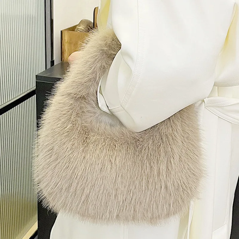Fashion Soft Plush Half Moon Bags for Women Designer Fluffy Faux Fur Lady Handbags Luxury Small Tote Female Winter Purses
Fashion Soft Plush Half Moon Bags for Women Designer Fluffy Faux Fur Lady Handbags Luxury Small Tote Female Winter Purses