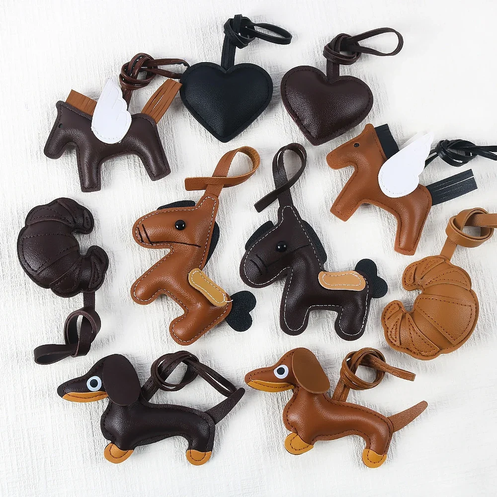 1pc Dachshund Dog Keychain PU Leather Animal-Shaped Keyring Hanging Ornament Backpack Handbag Charm
1pc Dachshund Dog Keychain PU Leather Animal-Shaped Keyring Hanging Ornament Backpack Handbag Charm