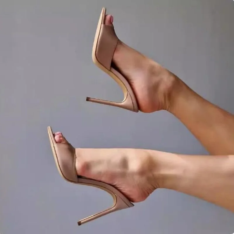 Plus Size 46 Peep Toe Women Mules Shoes Beige Black Matte Leather Peep Toe Thin Heels Slip On High Heels Sandals
Plus Size 46 Peep Toe Women Mules Shoes Beige Black Matte Leather Peep Toe Thin Heels Slip On High Heels Sandals