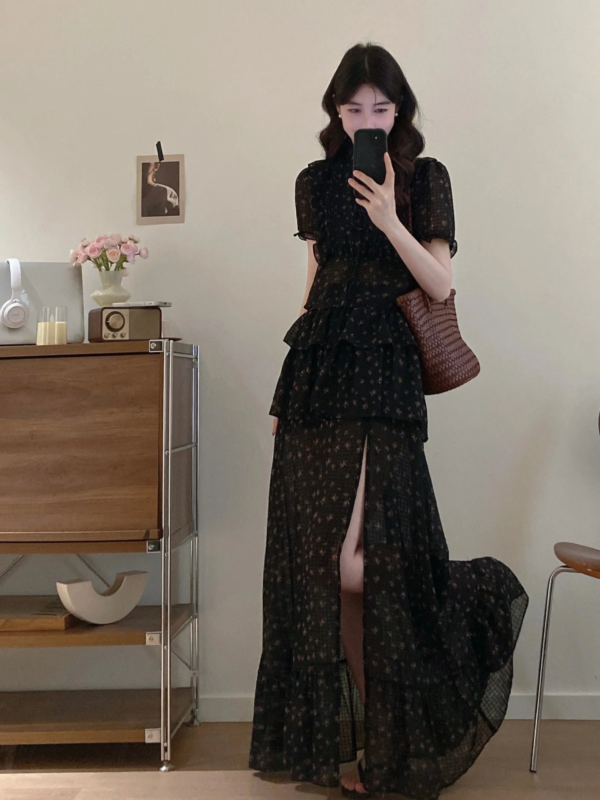 plus Size Summer Fashion Floral Print Split Skirt Two Piece Set Women's Casual Style Short Sleeve Breathable Comfortable
plus Size Summer Fashion Floral Print Split Skirt Two Piece Set Women's Casual Style Short Sleeve Breathable Comfortable