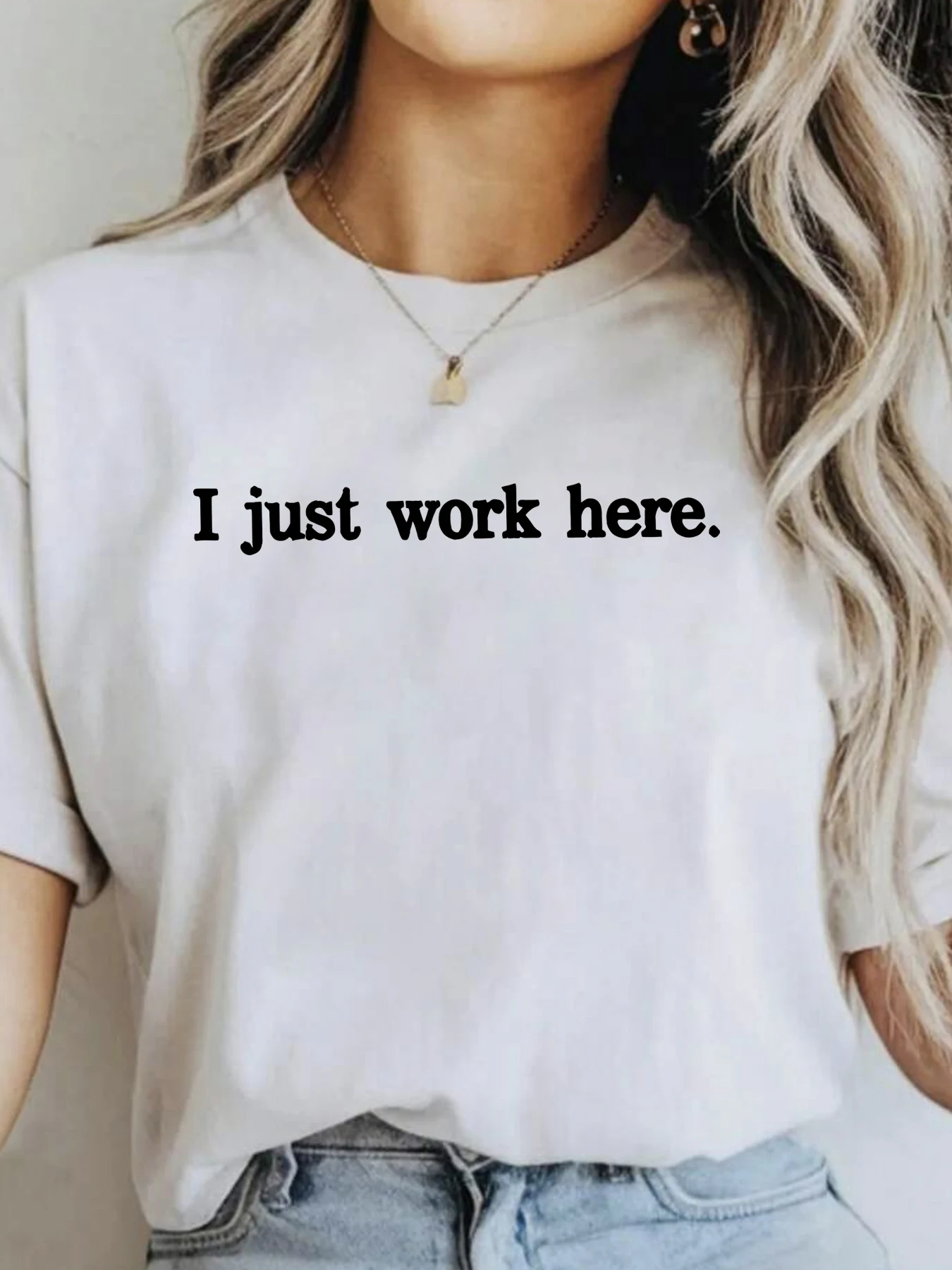 Letter pattern round neck plus size women T-shirt short sleeve trend printing elastic half sleeve T-shirt
Letter pattern round neck plus size women T-shirt short sleeve trend printing elastic half sleeve T-shirt