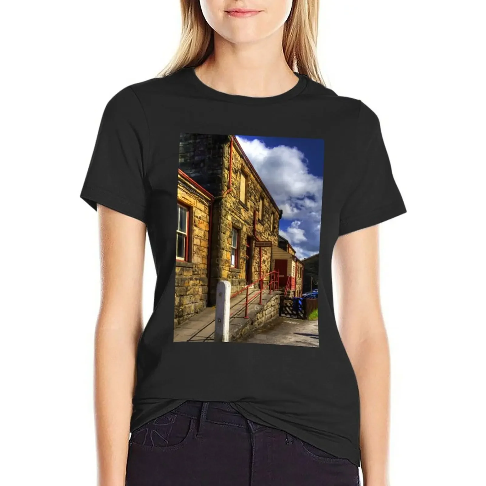 Goathland Ticket Office T-Shirt sports fans Aesthetic clothing animal print shirt for girls tops t-shirt dress for Women long
Goathland Ticket Office T-Shirt sports fans Aesthetic clothing animal print shirt for girls tops t-shirt dress for Women long