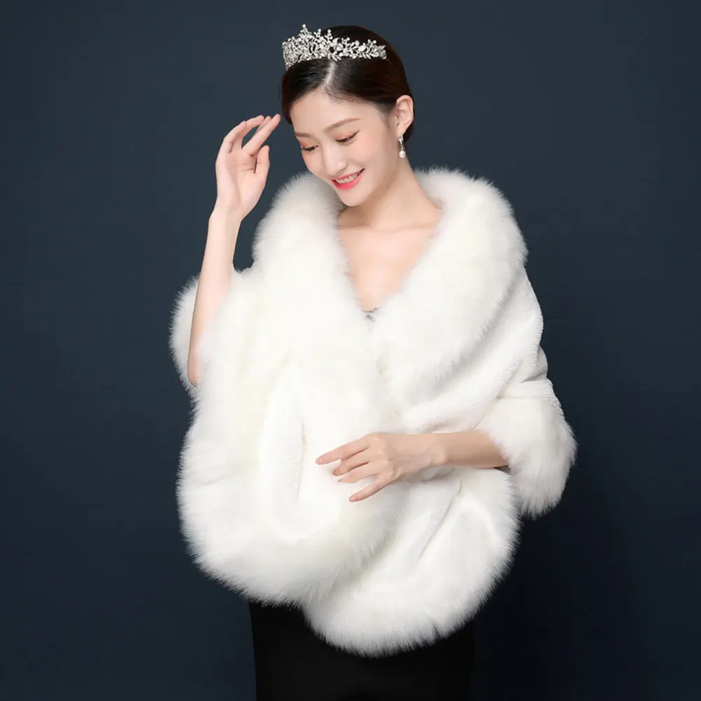 Elegant Wedding Tippet Shawl for Women Warm Winter Bridal Shoulder Cape Stylish Party Banquet Accessory White Fashion Dress
Elegant Wedding Tippet Shawl for Women Warm Winter Bridal Shoulder Cape Stylish Party Banquet Accessory White Fashion Dress