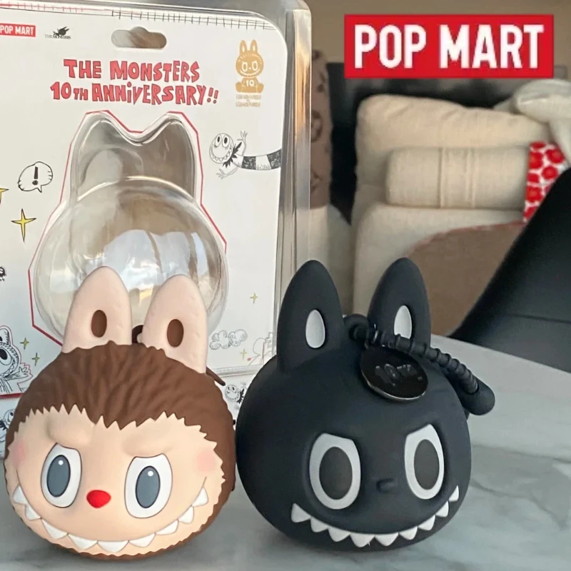 Genuine POPMART Labubu THE MONSTERS 10th Anniversary Series Headphone Case PVC Anime Figure Collectible Figure Birthday Gift Toy
Genuine POPMART Labubu THE MONSTERS 10th Anniversary Series Headphone Case PVC Anime Figure Collectible Figure Birthday Gift Toy