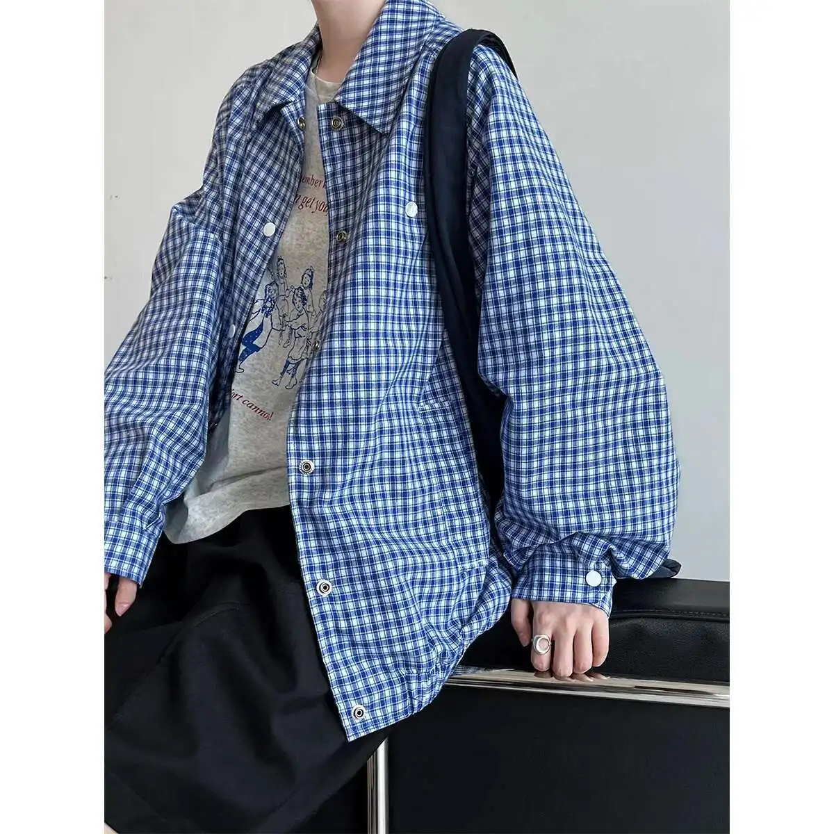 Casual Blue Checkered Loose Collar Button Shirt Coat for Women 2025 Autumn Versatile Jacket Top 7052
Casual Blue Checkered Loose Collar Button Shirt Coat for Women 2025 Autumn Versatile Jacket Top 7052