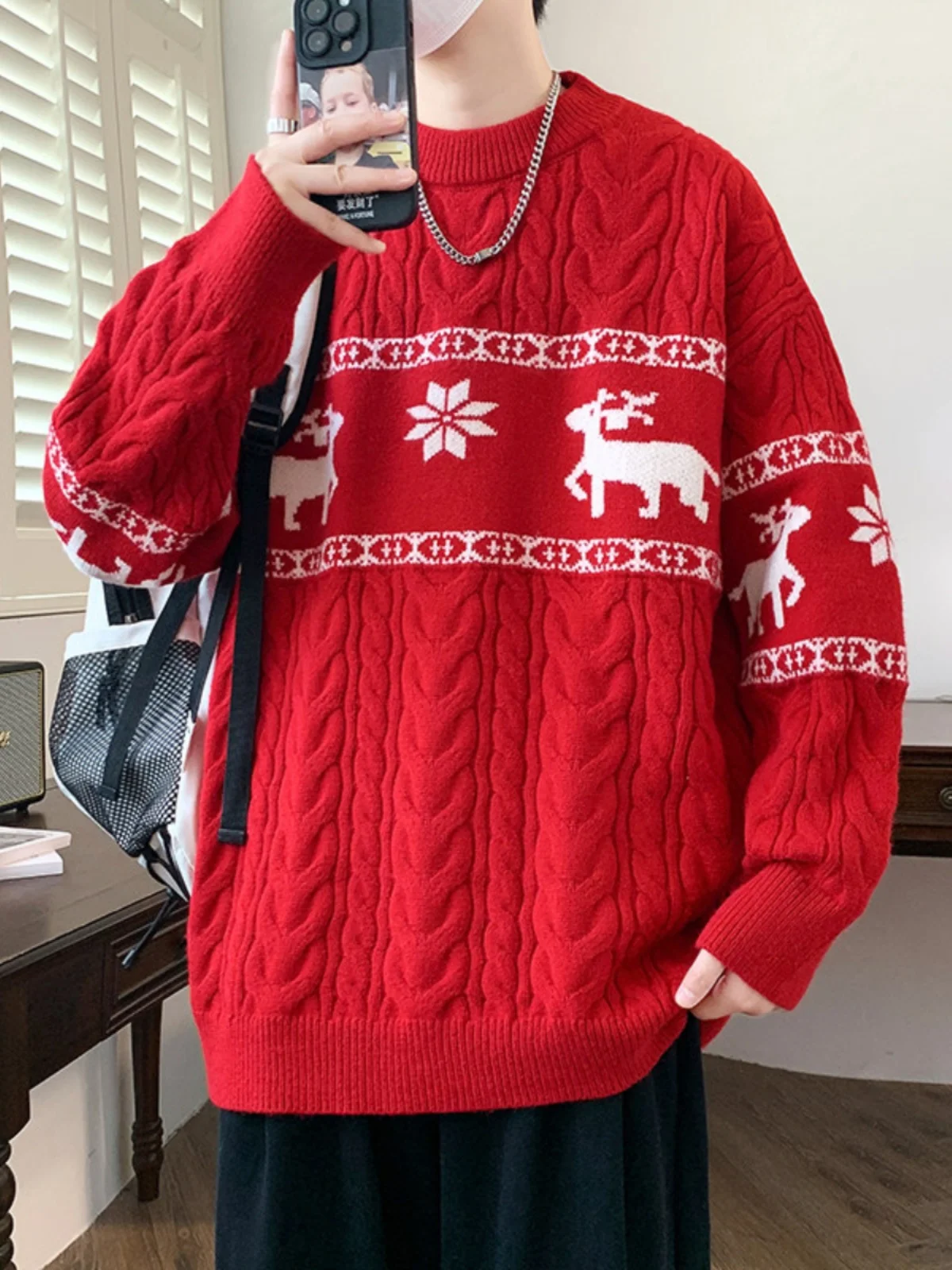 Тематический вязаный свитер Cisas с низким воротником, осень-зима, красный олень, вышивка, мужская модная новогодняя одежда
Тематический вязаный свитер Cisas с низким воротником, осень-зима, красный олень, вышивка, мужская модная новогодняя одежда