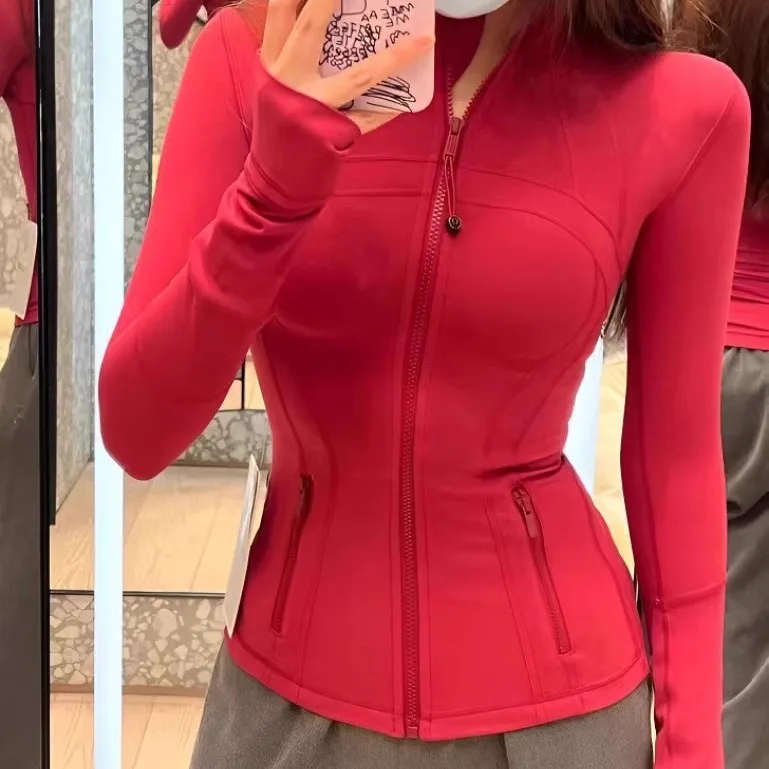 Американская спортивная куртка для йоги с длинными рукавами и воротником-стойкой для женщин, дышащая нейлоновая спортивная одежда для бега и фитнеса, красный цвет
Американская спортивная куртка для йоги с длинными рукавами и воротником-стойкой для женщин, дышащая нейлоновая спортивная одежда для бега и фитнеса, красный цвет
