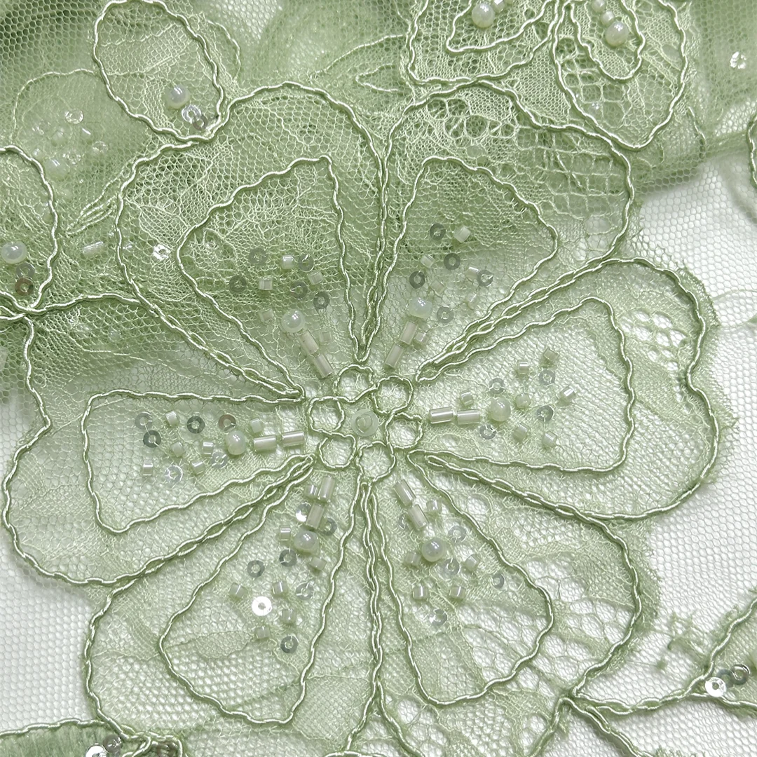 Luxury African Lace Fabric Dubai High-End Beads Sequins Floral Embroidery Mesh Lace For Women High-end Party Dress Sewing 5 Yard
Luxury African Lace Fabric Dubai High-End Beads Sequins Floral Embroidery Mesh Lace For Women High-end Party Dress Sewing 5 Yard