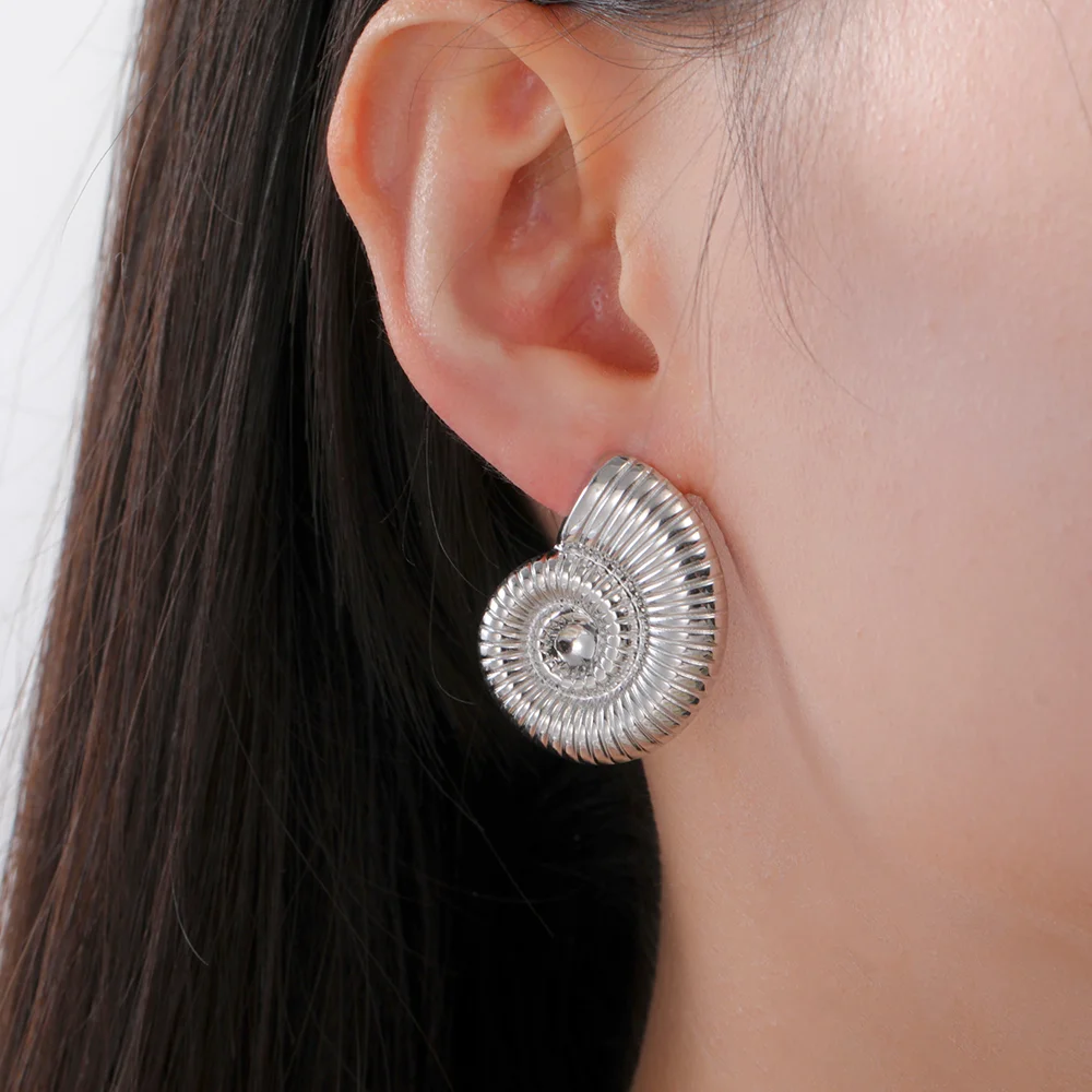 Cazador 2Pcs Exaggerated Conch Spiral Snail Stud Earrings Stainless Steel Jewelry Women's Earrings 2025 Gifts Wholesale Trendy
Cazador 2Pcs Exaggerated Conch Spiral Snail Stud Earrings Stainless Steel Jewelry Women's Earrings 2025 Gifts Wholesale Trendy