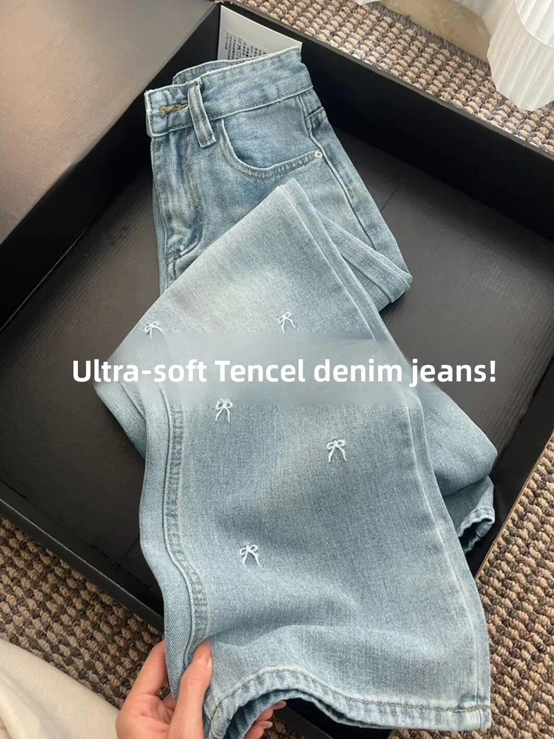 Summer Thin Ice Silk Wide Leg Jeans Women's Loose Fit Denim Pants High Waist Embroidered Knot Cool Feeling
Summer Thin Ice Silk Wide Leg Jeans Women's Loose Fit Denim Pants High Waist Embroidered Knot Cool Feeling