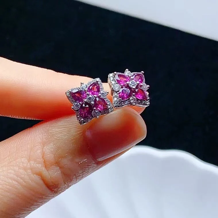 Серьги-гвоздики из стерлингового серебра 925 пробы с гранатом без аллергии, серьги-гвоздики с натуральным пиропом и гранатом 3 мм * 4 мм для офисных женщин
Серьги-гвоздики из стерлингового серебра 925 пробы с гранатом без аллергии, серьги-гвоздики с натуральным пиропом и гранатом 3 мм * 4 мм для офисных женщин