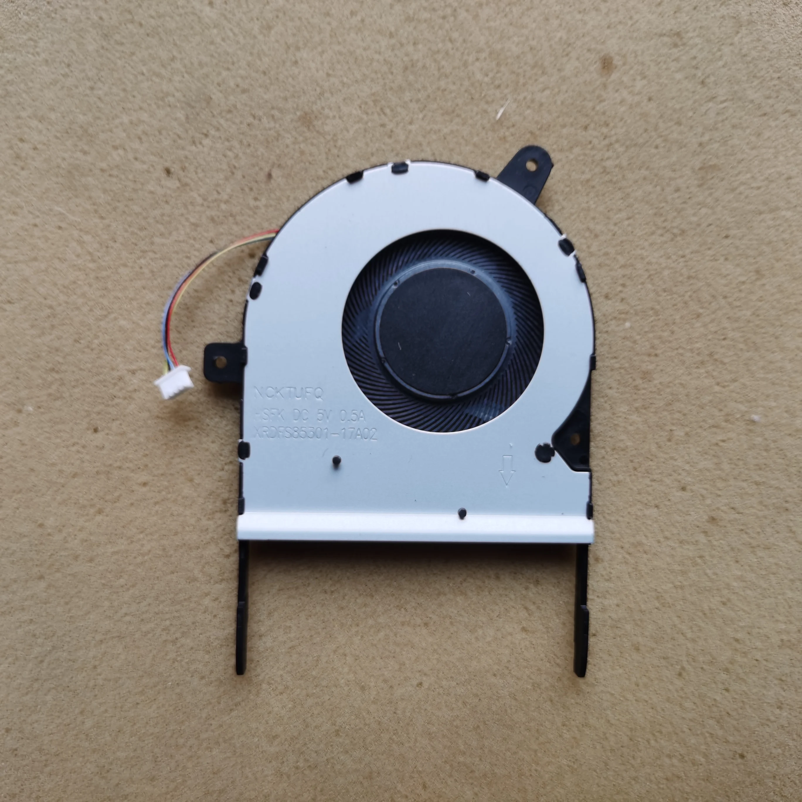 New laptop cpu cooling fan for ASUS X505B K505B A505B A505Z X505BA X505BP X501UQ
New laptop cpu cooling fan for ASUS X505B K505B A505B A505Z X505BA X505BP X501UQ