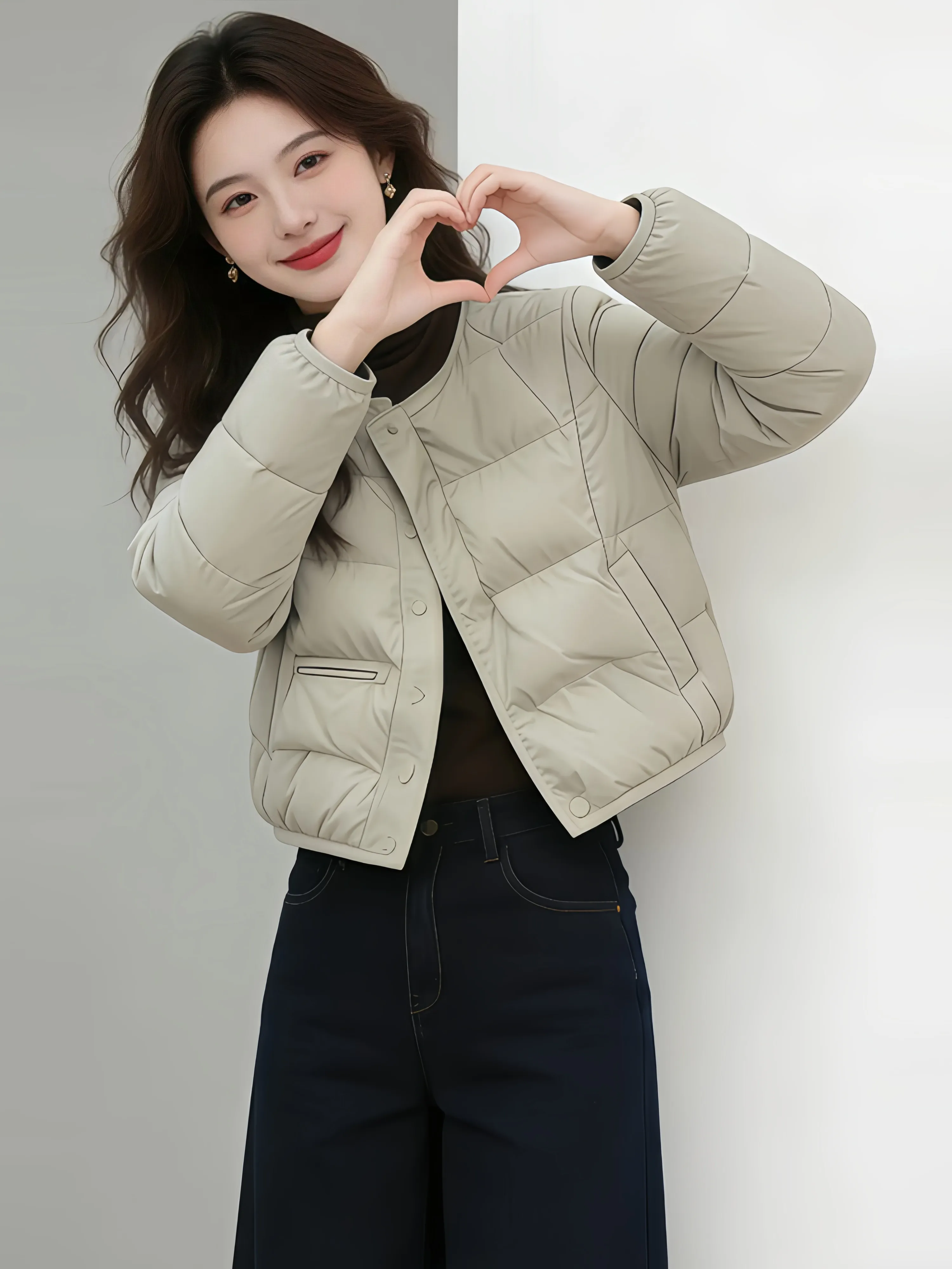 Slim Fit Lightweight down Cotton Jacket Women's Winter New Style Small Size Elegance round Neck Cotton Coat Simple Design
Slim Fit Lightweight down Cotton Jacket Women's Winter New Style Small Size Elegance round Neck Cotton Coat Simple Design