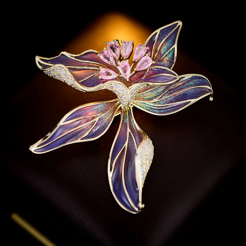 High-end Women's Exquisite Brooch Niche Design Sense Pin Suit Coat Decoration French Iris Brooch
High-end Women's Exquisite Brooch Niche Design Sense Pin Suit Coat Decoration French Iris Brooch