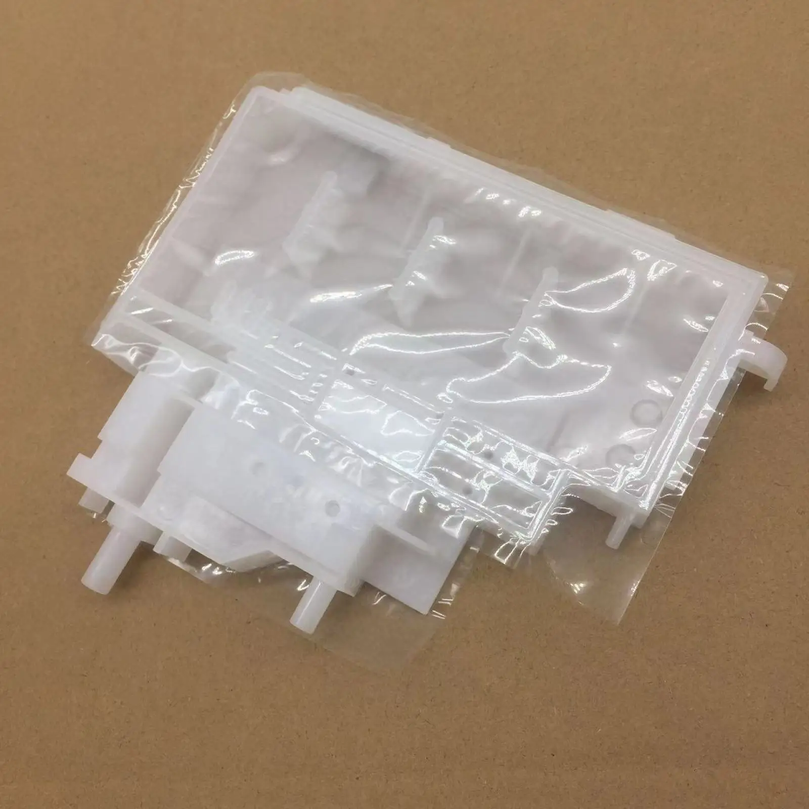 Цветной чернильный бак Cis подходит для Epson L3108 L3161 L3169 L3117 L3158 L3111 L3165 L3167 L3100 L3101 L3106 L3159 L3110 L3118 L3116
Цветной чернильный бак Cis подходит для Epson L3108 L3161 L3169 L3117 L3158 L3111 L3165 L3167 L3100 L3101 L3106 L3159 L3110 L3118 L3116