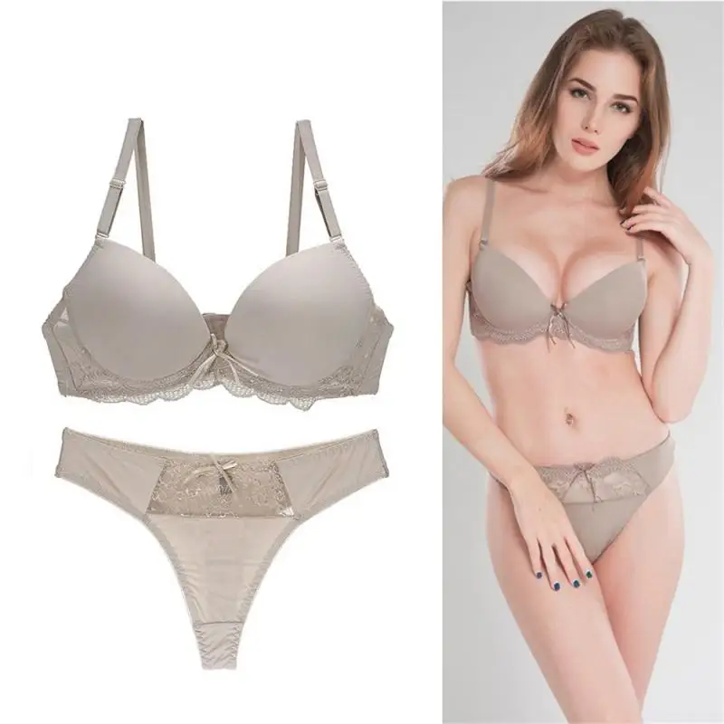Women Seamless Bra Set Sexy Thong Low Waist Panties Push Up Bralette Lingerie Breathable Comfortable Intimates Underwear Suit
Women Seamless Bra Set Sexy Thong Low Waist Panties Push Up Bralette Lingerie Breathable Comfortable Intimates Underwear Suit