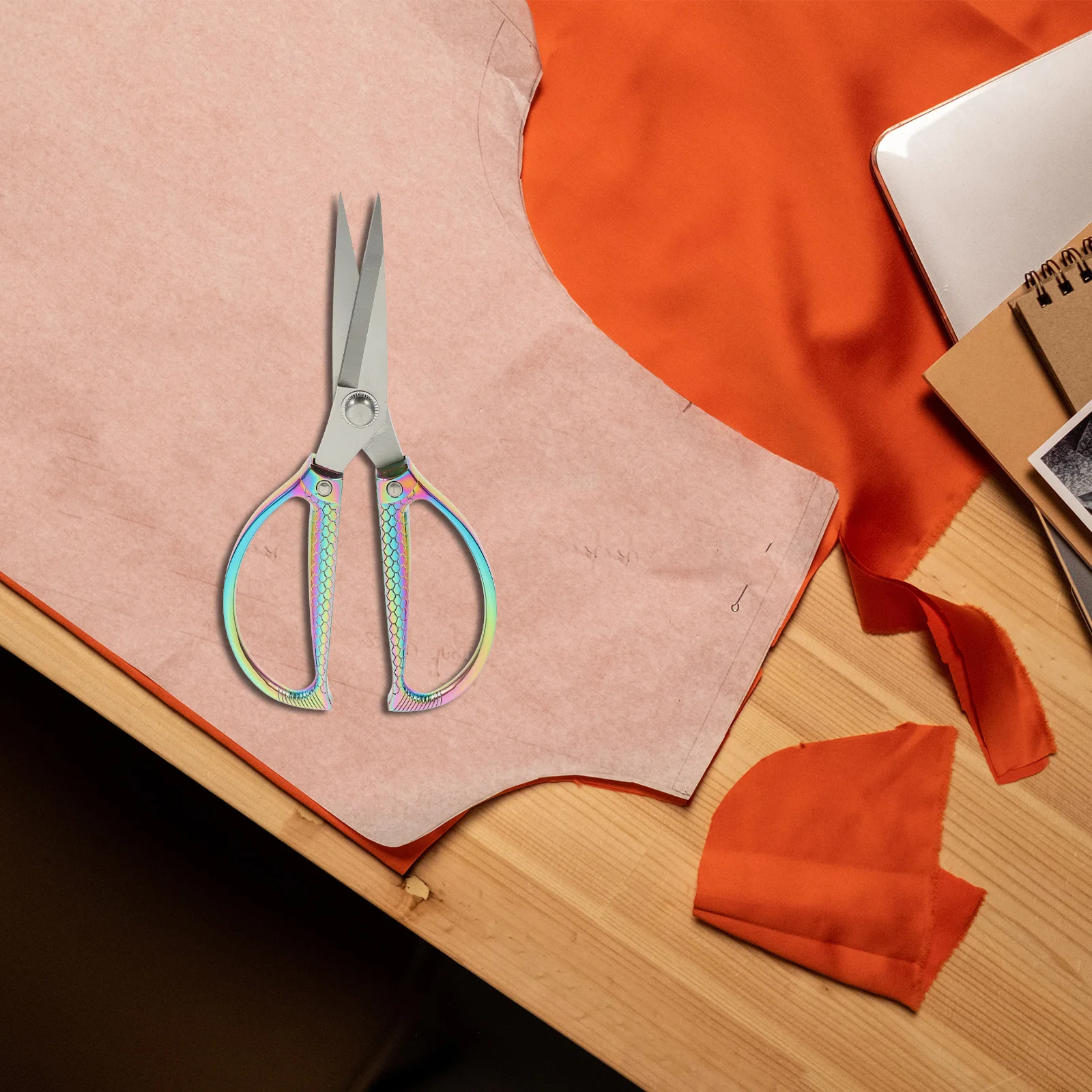 Kitchen Scissor Stainless Steel Food Shear Decorative Fish Pattern Multifunction Poultry Meat Cutting Shears Kitchen
Kitchen Scissor Stainless Steel Food Shear Decorative Fish Pattern Multifunction Poultry Meat Cutting Shears Kitchen