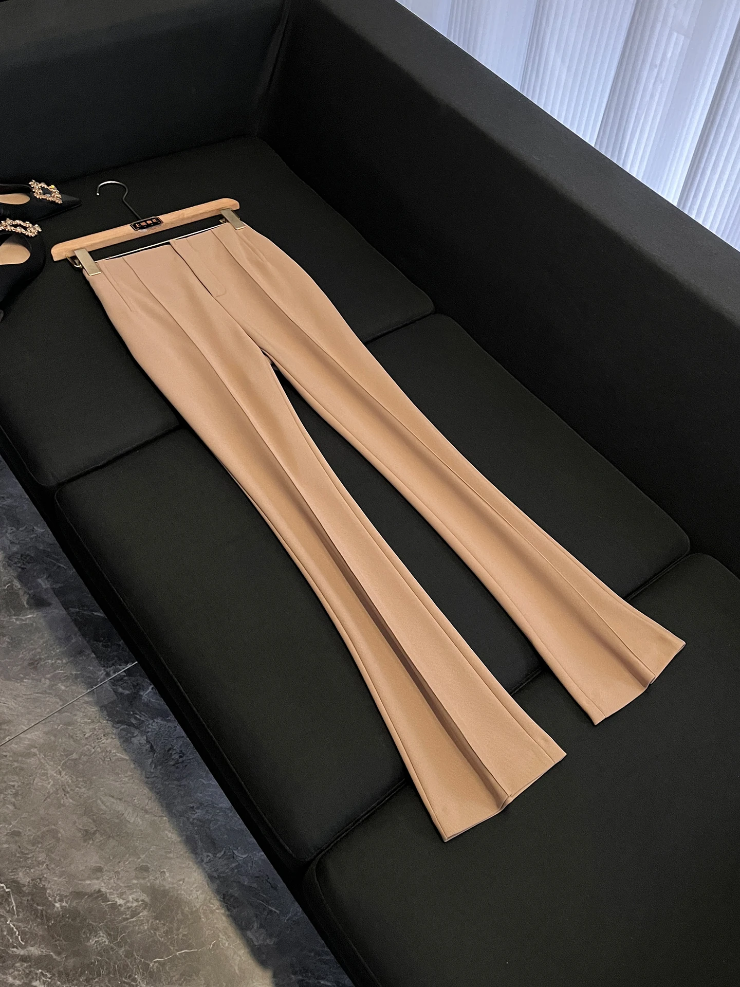 High Waist Straight Leg Suit Pants for Women Summer New Style Student Office Commute Formal Occasion Wear Polyester Fiber
High Waist Straight Leg Suit Pants for Women Summer New Style Student Office Commute Formal Occasion Wear Polyester Fiber