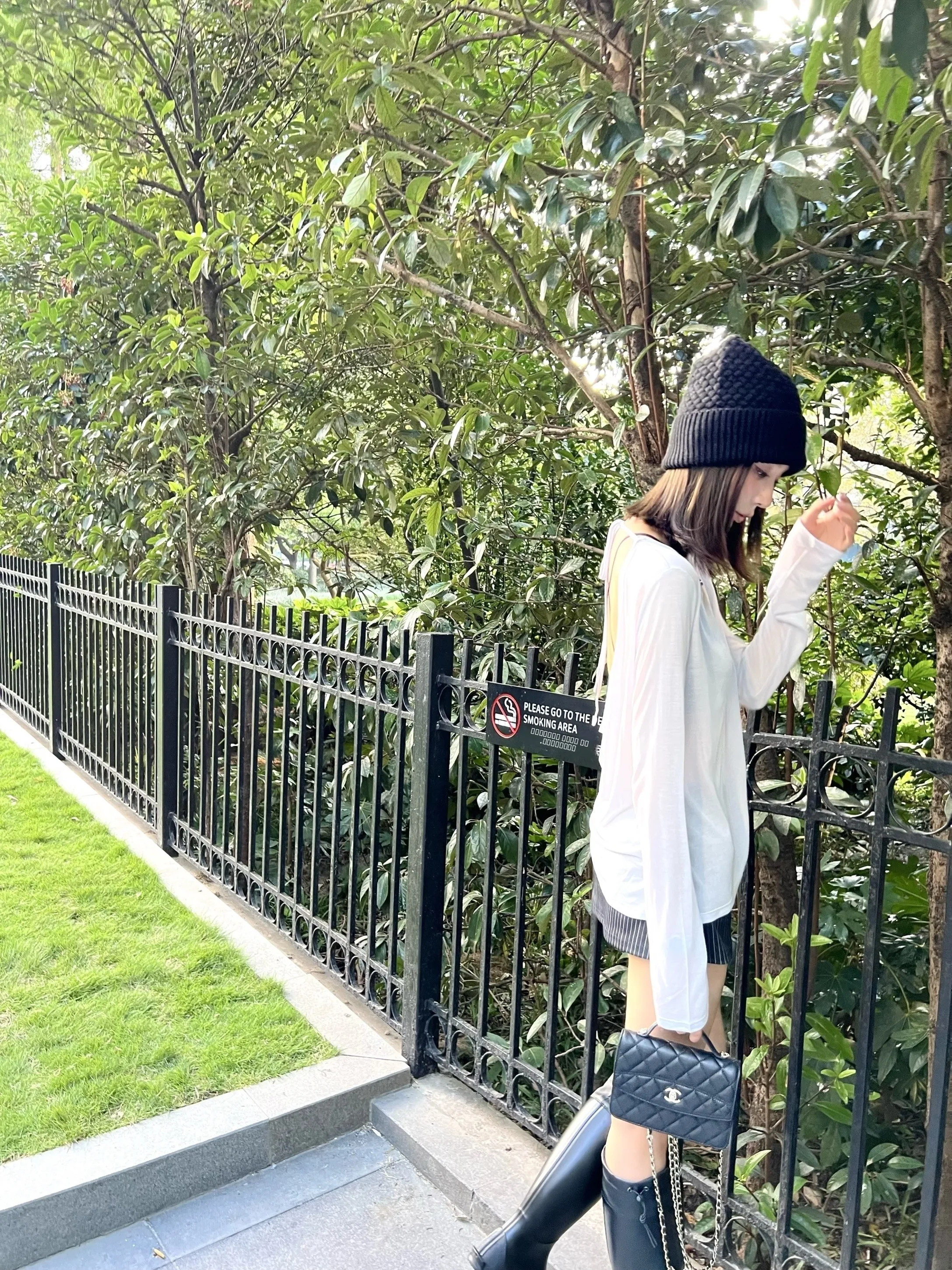 Женская футболка Nemowu Long Sve Bal: комфортный дизайн, свободный крой, защита от УФ-излучения
Женская футболка Nemowu Long Sve Bal: комфортный дизайн, свободный крой, защита от УФ-излучения