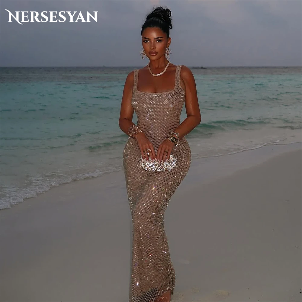 Nersesyan Glitter Mermaid Evening Dresses Square Collar Sequins Sleeveless Formal Dress Backless Celebrity Gowns 2025 Customized
Nersesyan Glitter Mermaid Evening Dresses Square Collar Sequins Sleeveless Formal Dress Backless Celebrity Gowns 2025 Customized