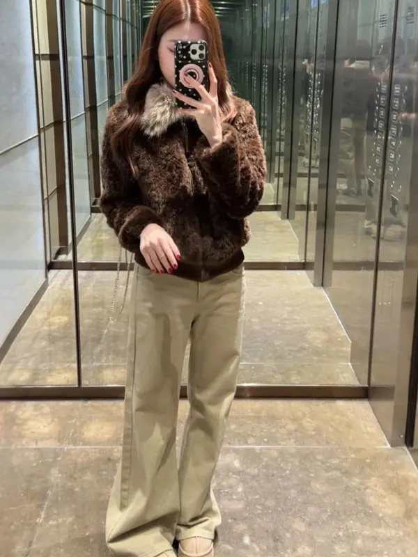 American Retro Luxury Loose Collar Fur Coat Ele Simple Sle Long Sve Zipper Closure Women's Outerwear for Spring
American Retro Luxury Loose Collar Fur Coat Ele Simple Sle Long Sve Zipper Closure Women's Outerwear for Spring