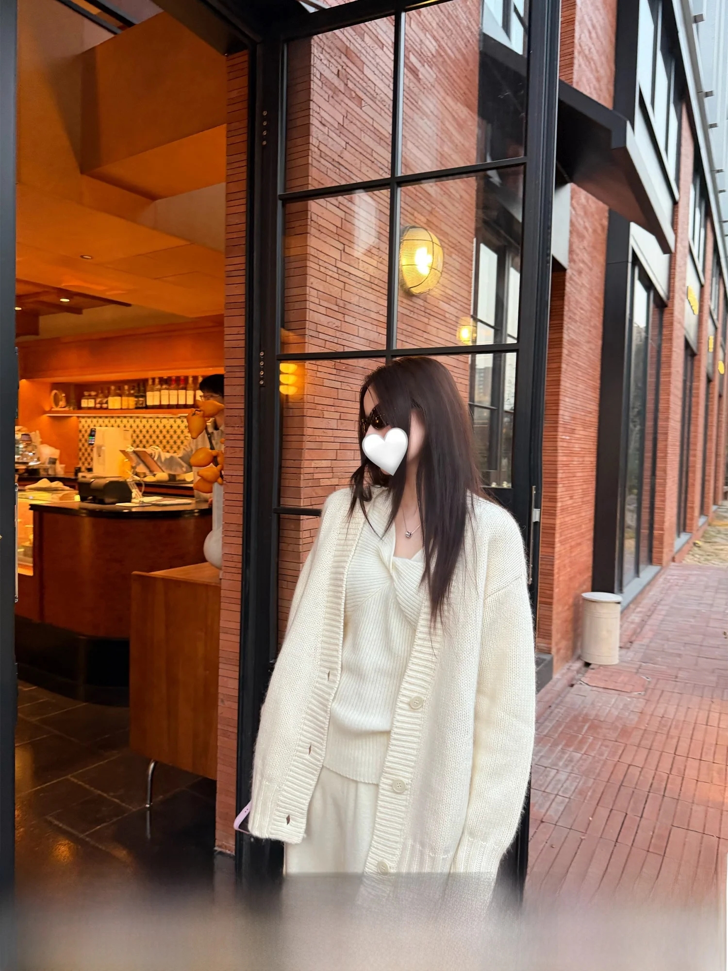 Элегантный вязаный кардиган Superniniyy с V-образным вырезом, свободного кроя, на одной пуговице, с длинными рукавами, для женщин
Элегантный вязаный кардиган Superniniyy с V-образным вырезом, свободного кроя, на одной пуговице, с длинными рукавами, для женщин