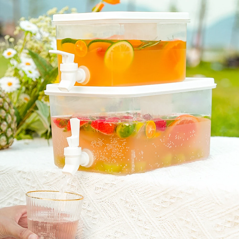3.5/5/10L High Temperature Resistance Iced Juice Dispenser with Spigot Fridge Drink Dispenser Refrigerator Water Bottle
3.5/5/10L High Temperature Resistance Iced Juice Dispenser with Spigot Fridge Drink Dispenser Refrigerator Water Bottle
